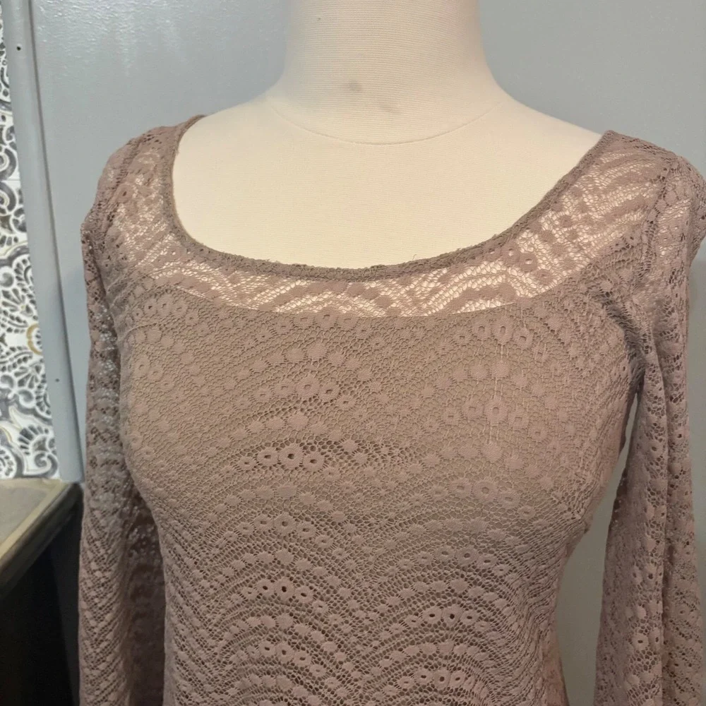 Muse Tan Taupe Lace 3/4 Sleeve Scoop Neck Lined Dress (Women's 4) - Picture 4 of 9